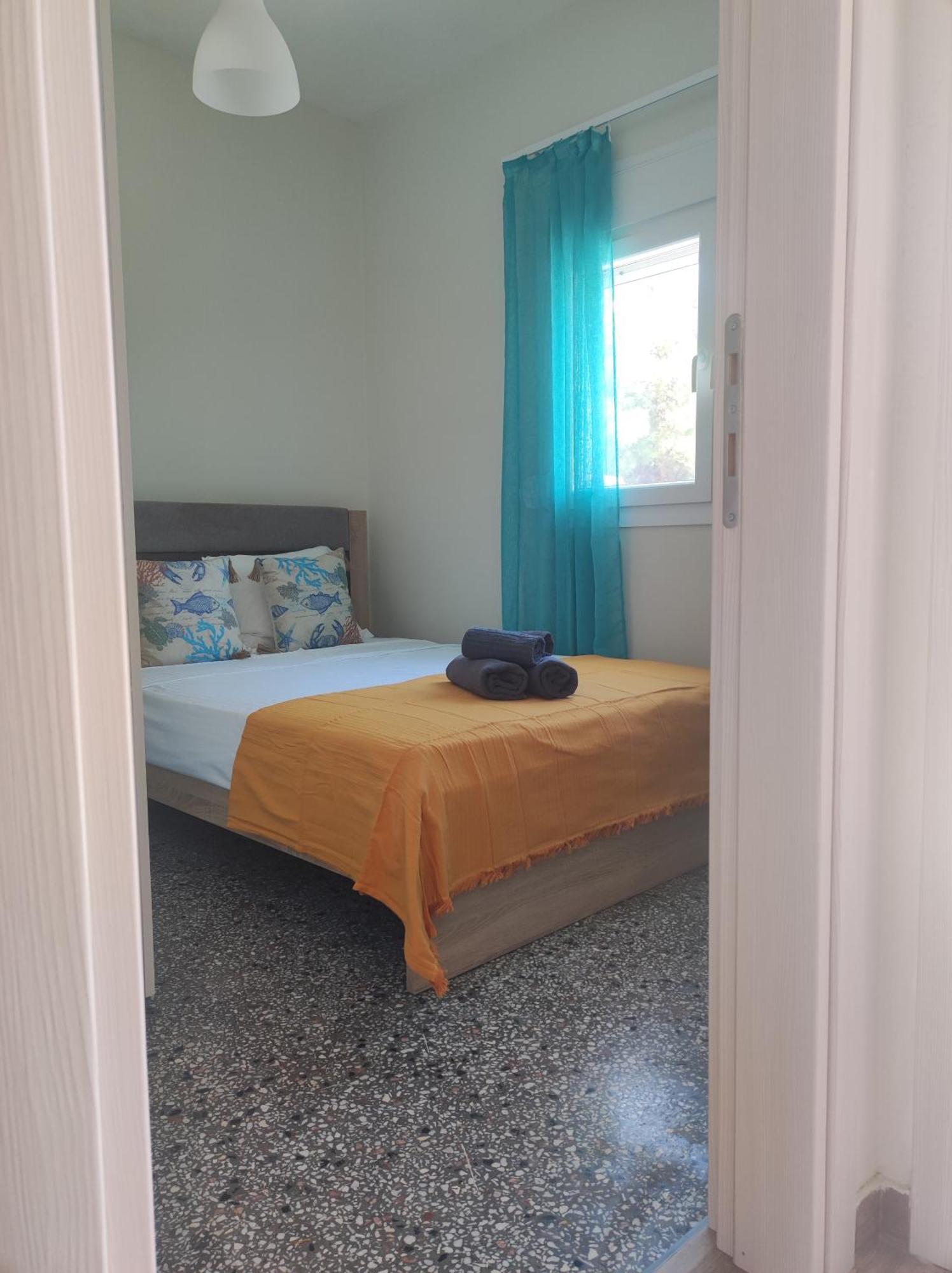 Apartment Sea Breeze 302